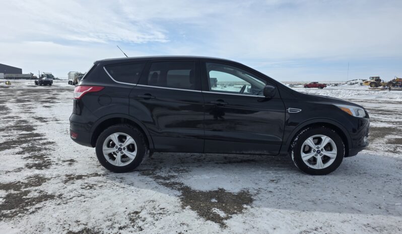 
								2015 Ford Escape SE SUV full									