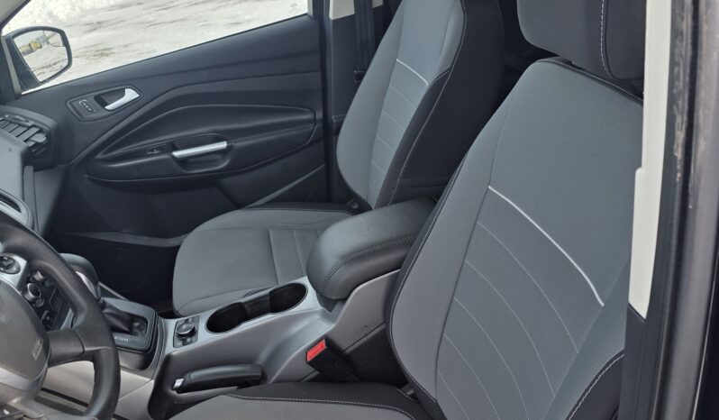 
								2015 Ford Escape SE SUV full									