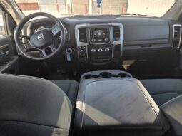 
										2017 Ram 1500 SLT Truck full									