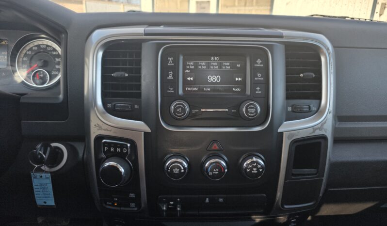 
								2017 Ram 1500 SLT Truck full									