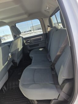 
										2017 Ram 1500 SLT Truck full									