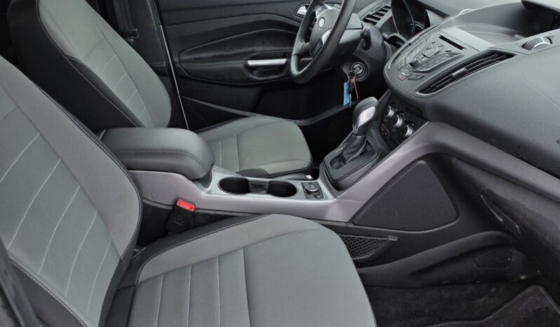 
								2016 Ford Escape SE SUV full									