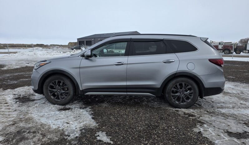 
								2019 Hyundai Santa Fe XL SE SUV full									