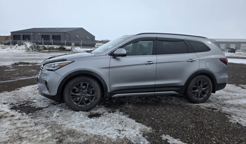 
								2019 Hyundai Santa Fe XL SE SUV full									