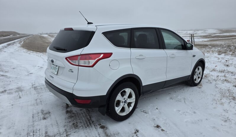 
								2016 Ford Escape SE SUV full									