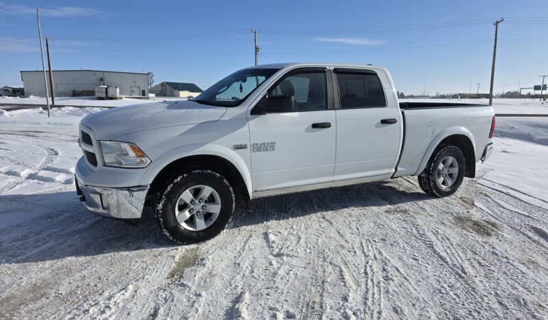 
								2017 Ram 1500 SLT Truck full									