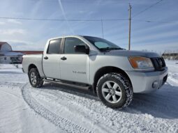 
										2011 Nissan Titan Crew Cab 4×4 Truck full									