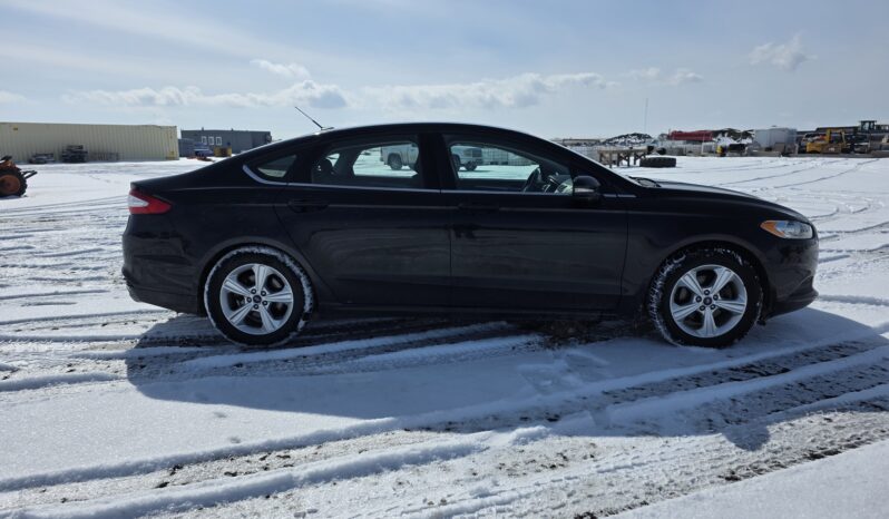 
								2016 Ford Fusion SE Car full									