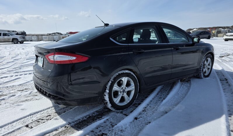 
								2016 Ford Fusion SE Car full									