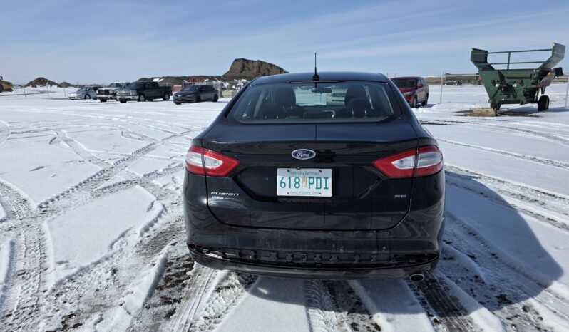 
								2016 Ford Fusion SE Car full									