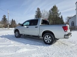
										2011 Nissan Titan Crew Cab 4×4 Truck full									