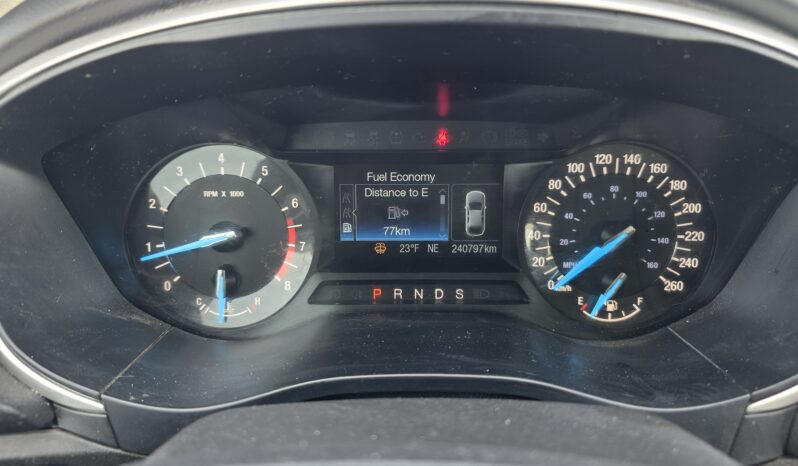 
								2016 Ford Fusion SE Car full									