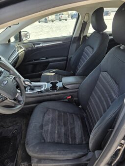 
										2016 Ford Fusion SE Car full									