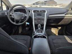 
										2016 Ford Fusion SE Car full									