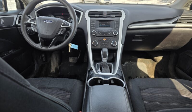 
								2016 Ford Fusion SE Car full									