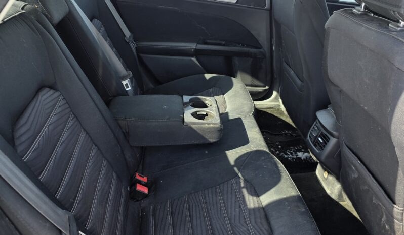 
								2016 Ford Fusion SE Car full									