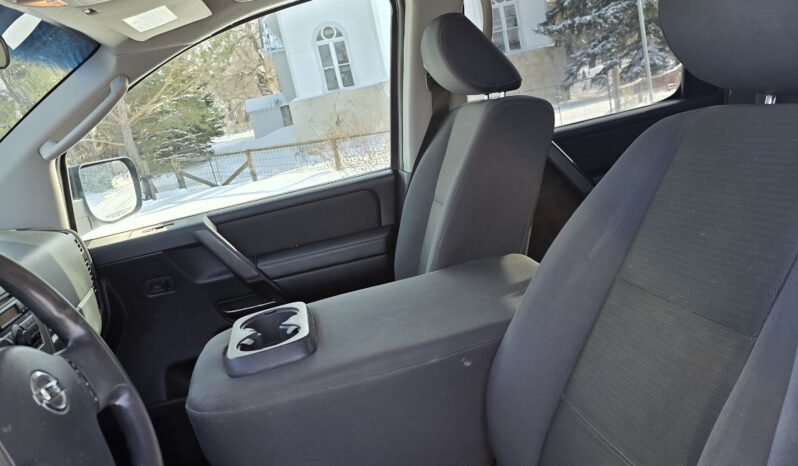 
								2011 Nissan Titan Crew Cab 4×4 Truck full									