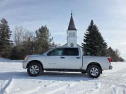 
										2011 Nissan Titan Crew Cab 4×4 Truck full									