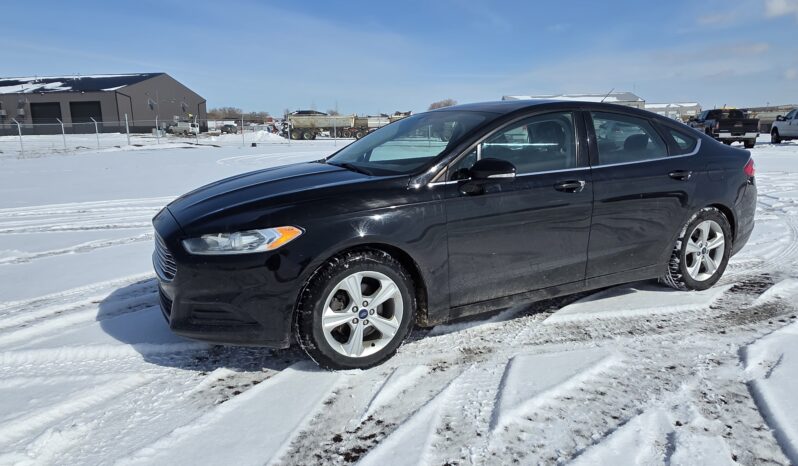 
								2016 Ford Fusion SE Car full									